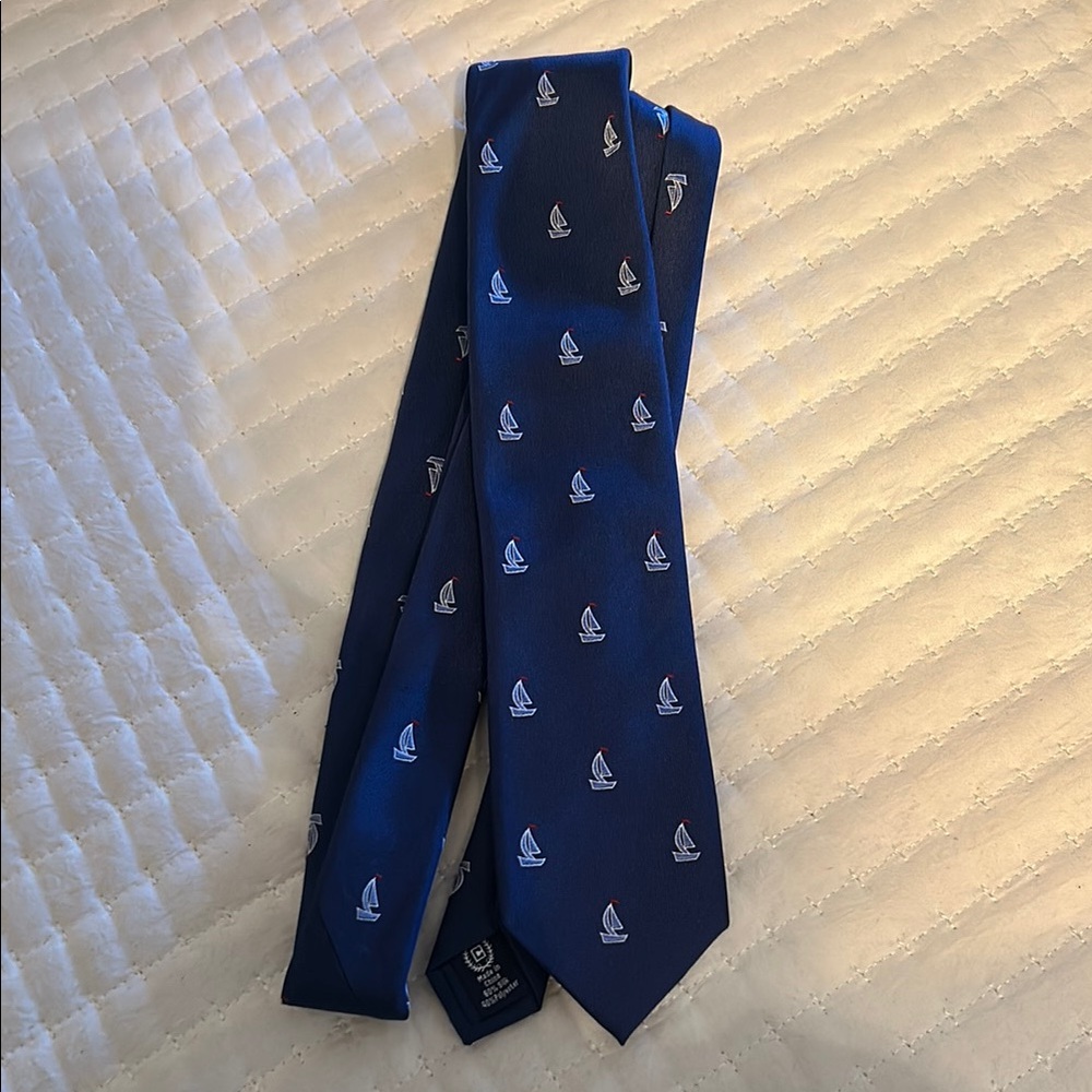 Classic Navy Sailboat Silk/ Polyester Tie - Mens